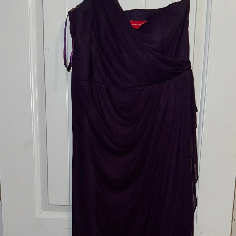 Dancing queen- USA -Elegant Purple Evening Dress